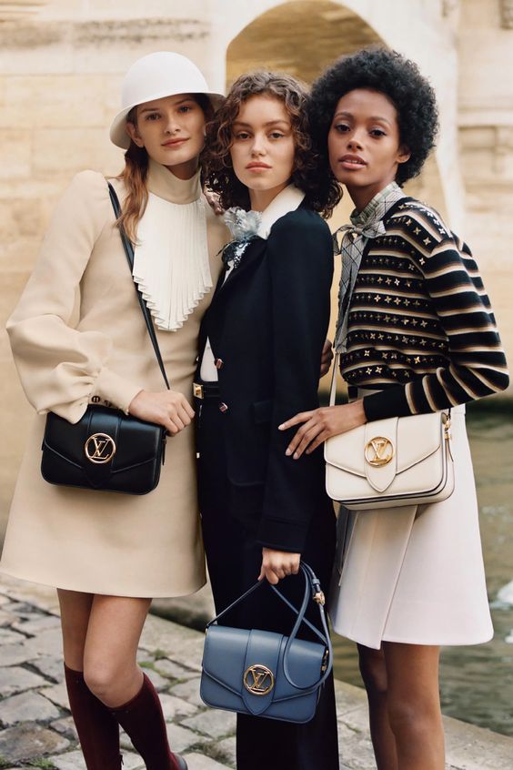 Louis Vuitton, Bags, Louis Vuitton Neo Vivienne Crossbody Bag Noir
